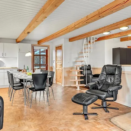 4 Bedroom Amazing In * Fårvang