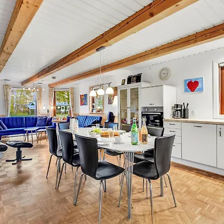 別荘 4 Bedroom Amazing In