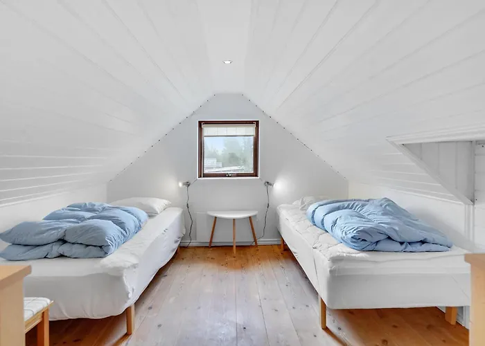 4 Bedroom Amazing In Дом отдыха
