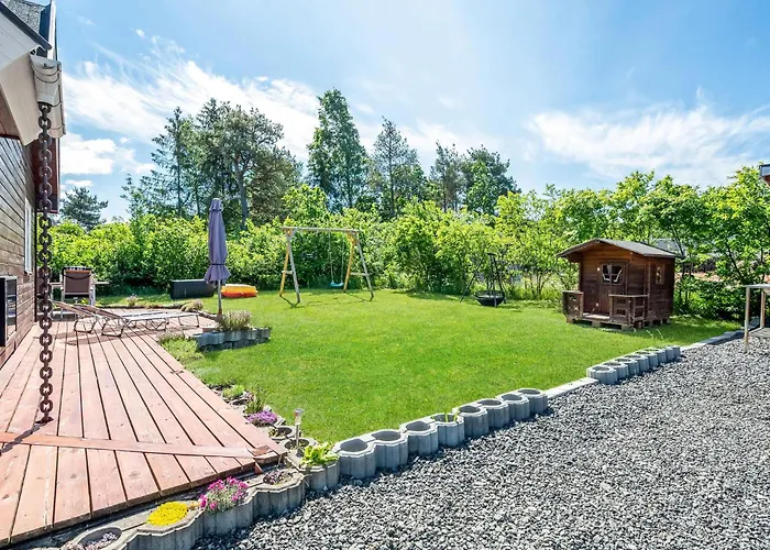 Дом отдыха 4 Bedroom Amazing In